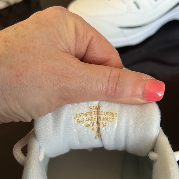 Easy Spirit walk Run Sneakers Ladies 9.5 M - Picture 3 of 5